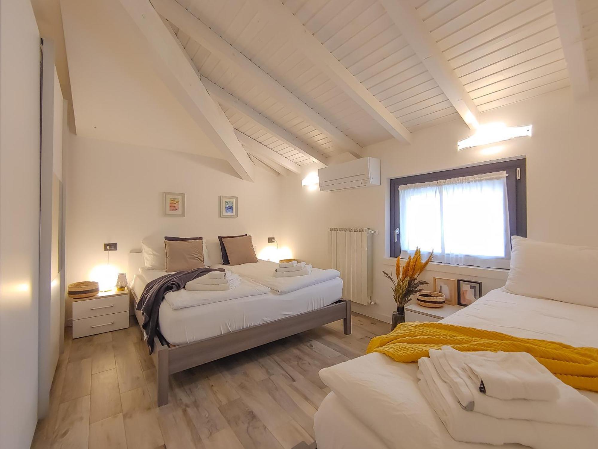 Dascio Dolce Ferienwohnung Panorama Balkon Am See Luaran gambar