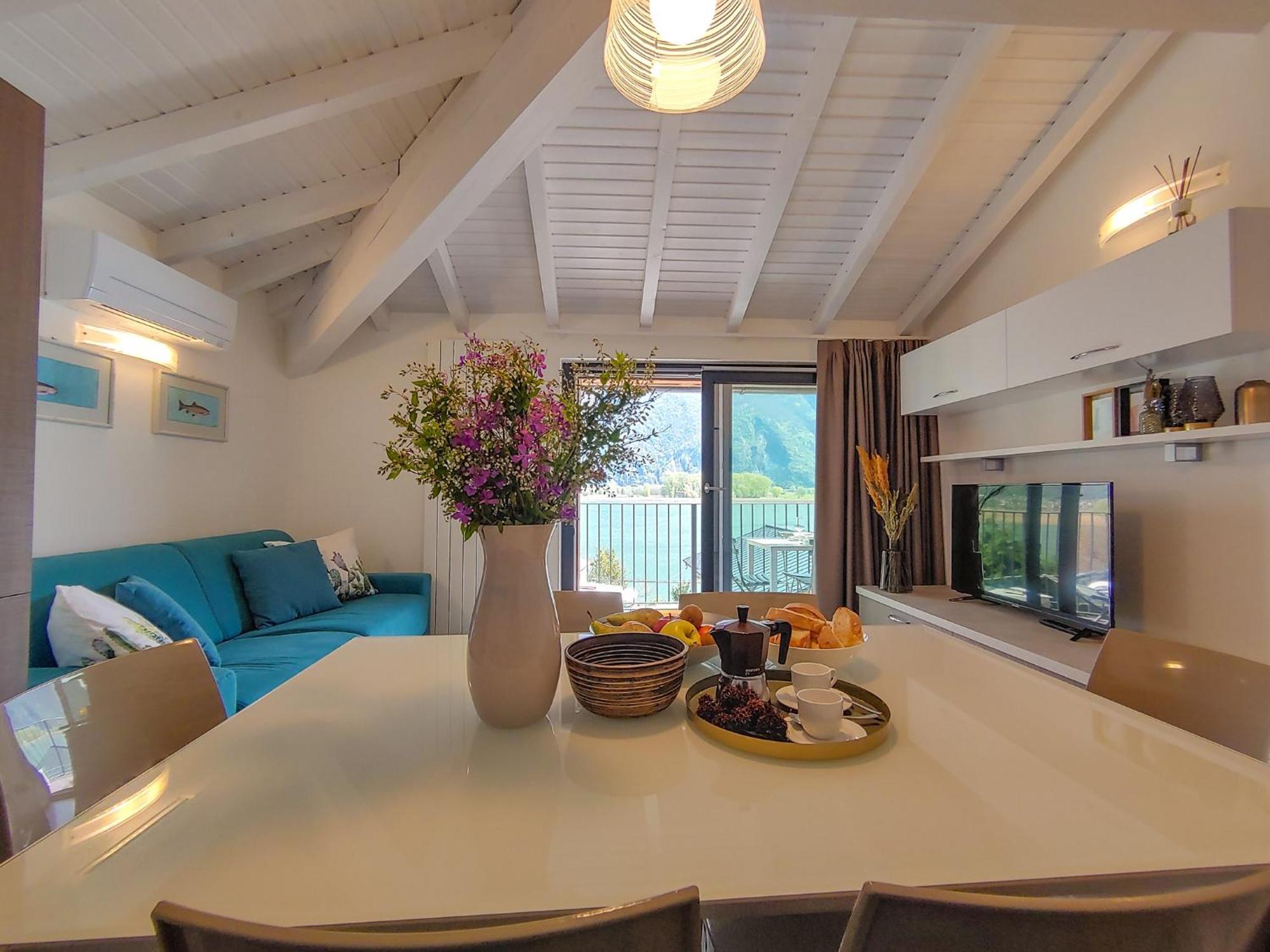 Dascio Dolce Ferienwohnung Panorama Balkon Am See Luaran gambar